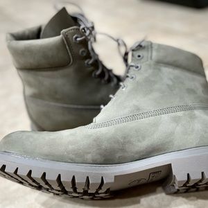 Timberland Men Waterproof 6 Inch Boot DARK GREY NUBUCK 10.5 M.